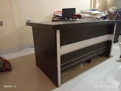 office Executive table with side cabinet