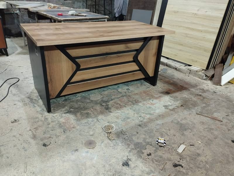 Table /office table /Executive Table / Boss Table /Workstations 2