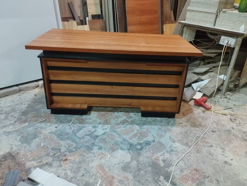 Table /office table /Executive Table / Boss Table /Workstations 3