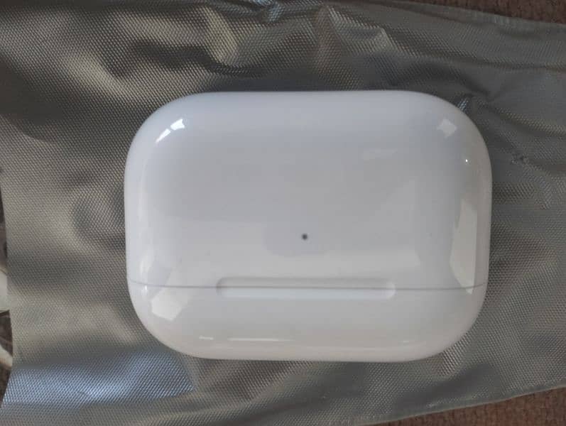 Apple AirPods Pro 2 (2nd generation) Type-C 0