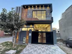 3 Years Installments Plan 5 Marla Brand New House For Sale In Park View City