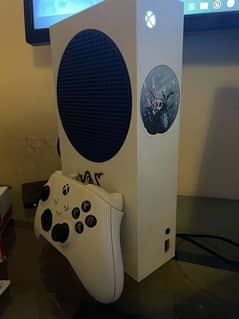 Xbox Series S | 1 TB storage | Controller Included