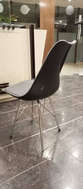 dining chairs / restaurant chairs / cafe chairs / foldiing chairs / 7