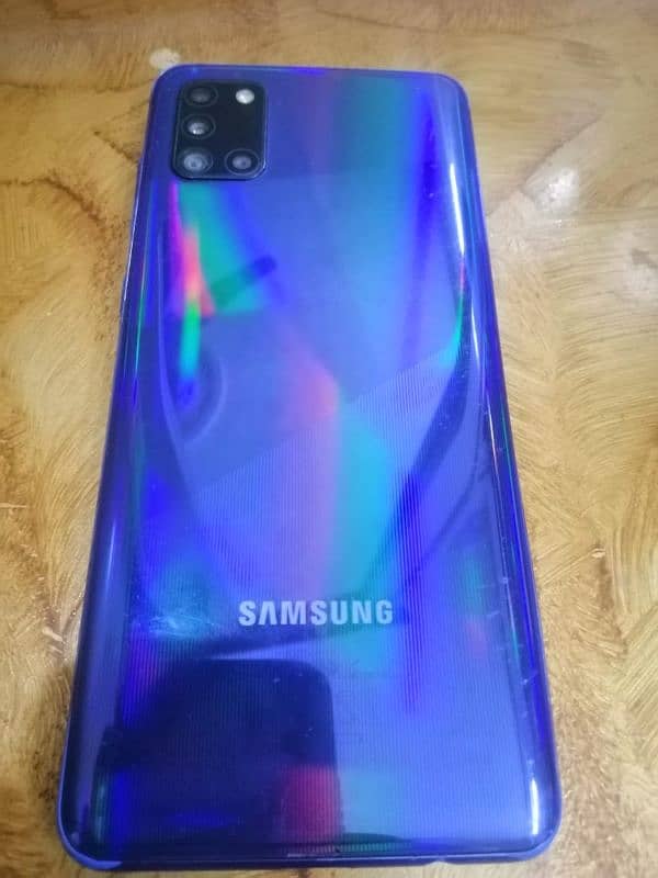 Samsung a31 128gb 0