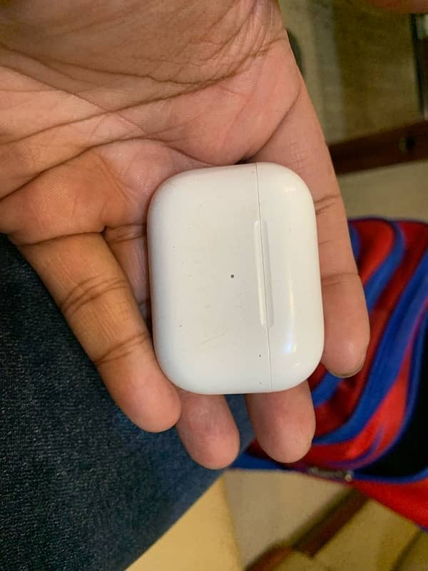 Apple Airpods pro 2 ( Apple + Care warranty ) 3