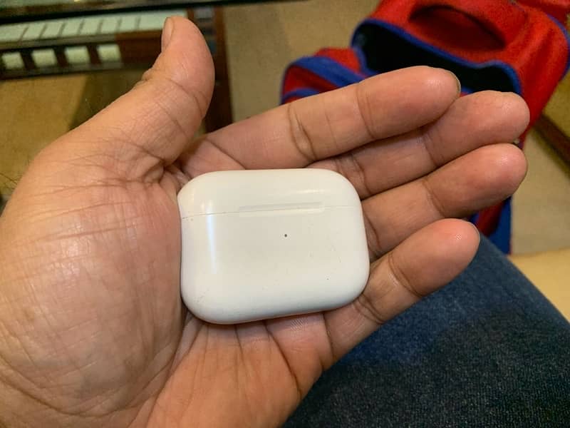 Apple Airpods pro 2 ( Apple + Care warranty ) 4