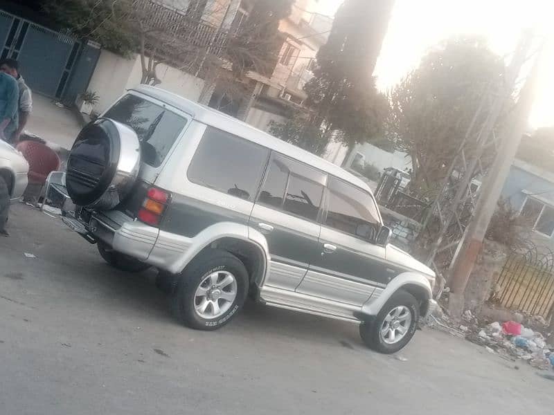 Mitsubishi Pajero 2008 10