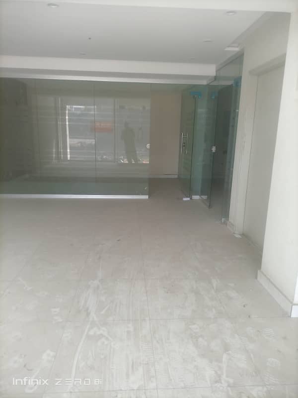 5 Marla Office 4th Floor For Rent Good Location 2