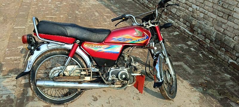 HONDA CD70 MOTORCYCLE MODEL 2020 5