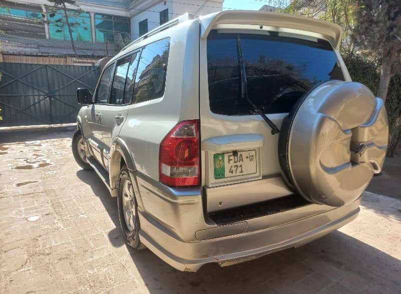 Mitsubishi Pajero GLS full option exchange possible 5