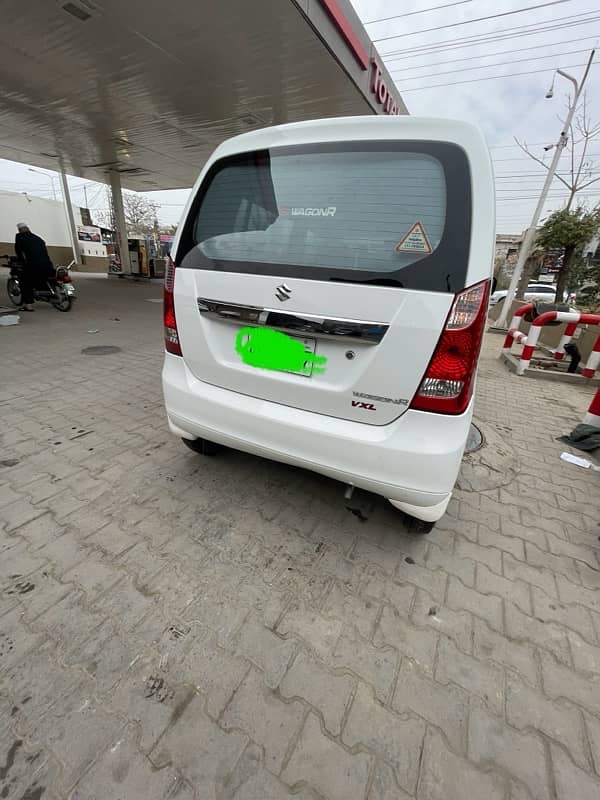 Suzuki Wagon R 2023 10