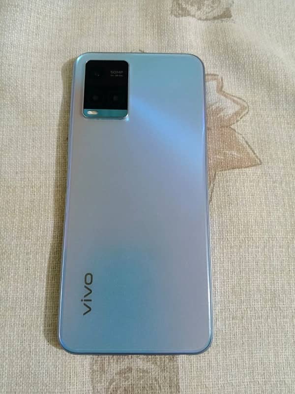 Vivo Y33s, 10/10 condition. 2