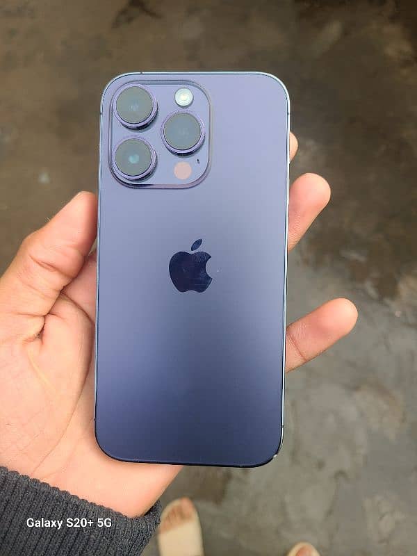 iphone 14 pro LLA model 1