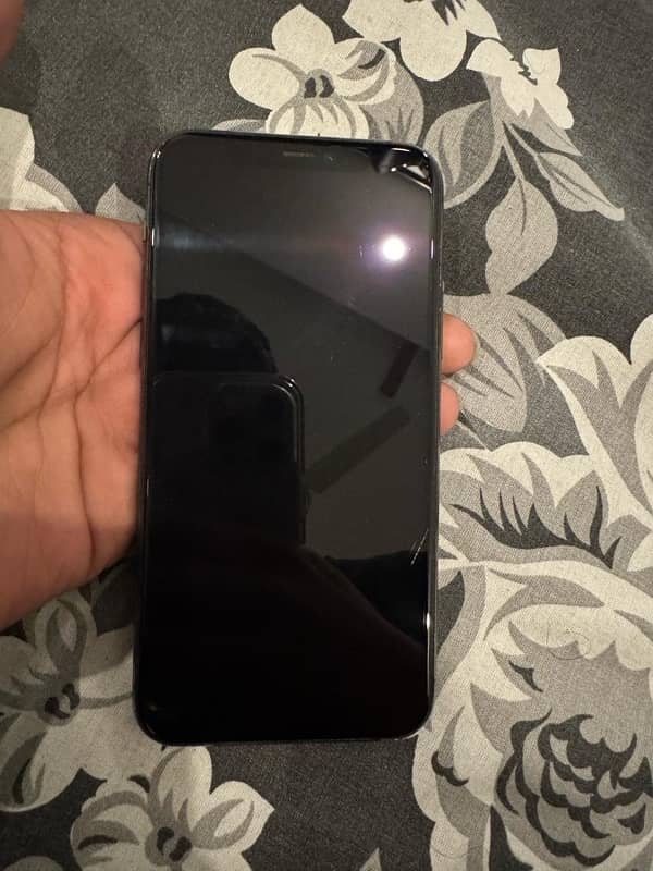 iPhone 11 Pro 256gb dual pta approved 4