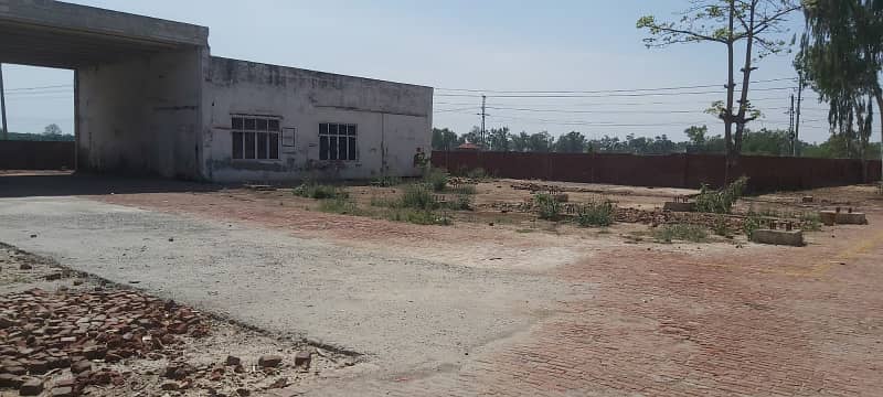 14 KANAL COMMERCIAL INDUSTRIAL PROPERTY NEAR PAJIAN CHOCK ON RAIWIND FOR SALE 4