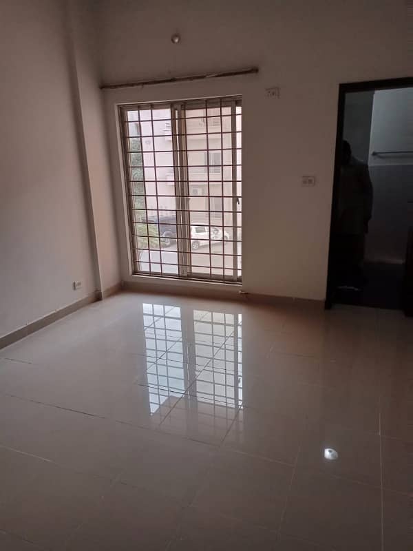 2 Bed Apartment For Rent In Askari 11 Sec C 4