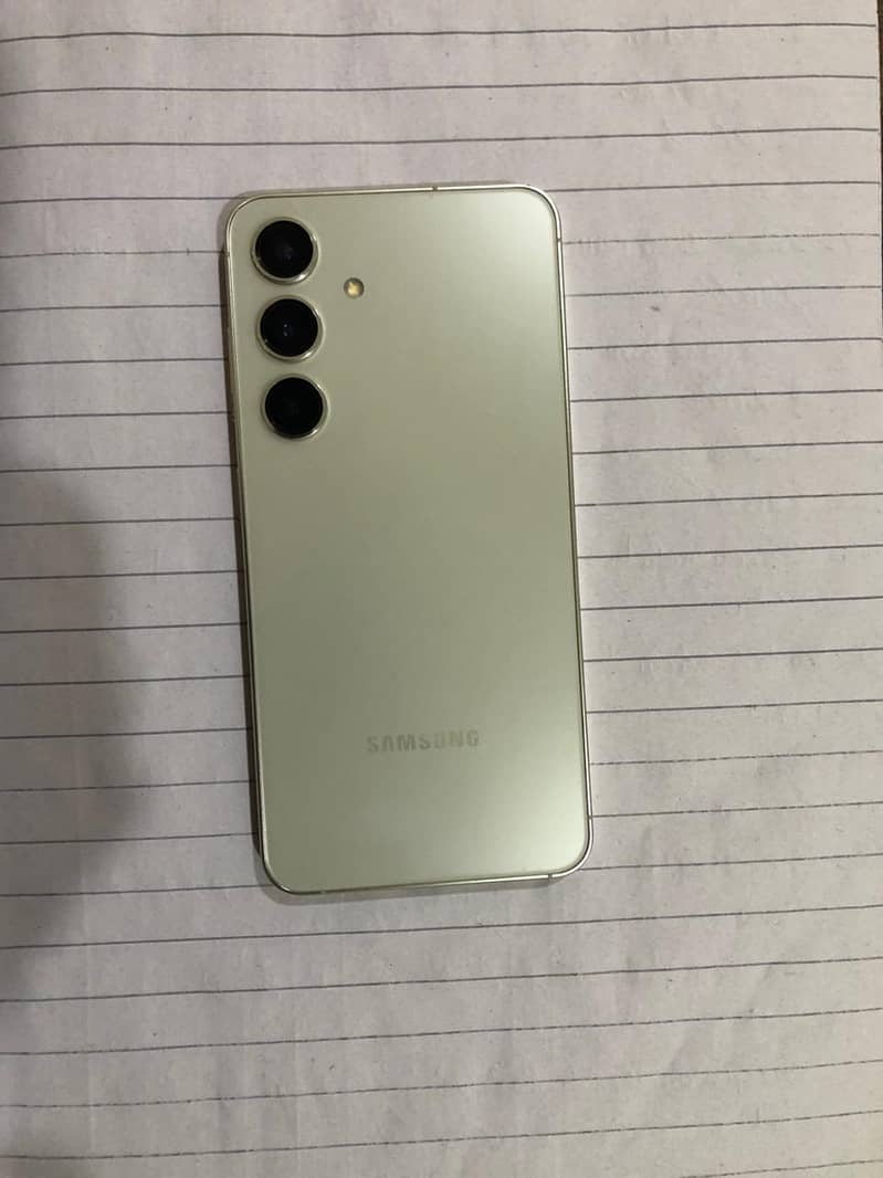 Samsung Mobile S24 0