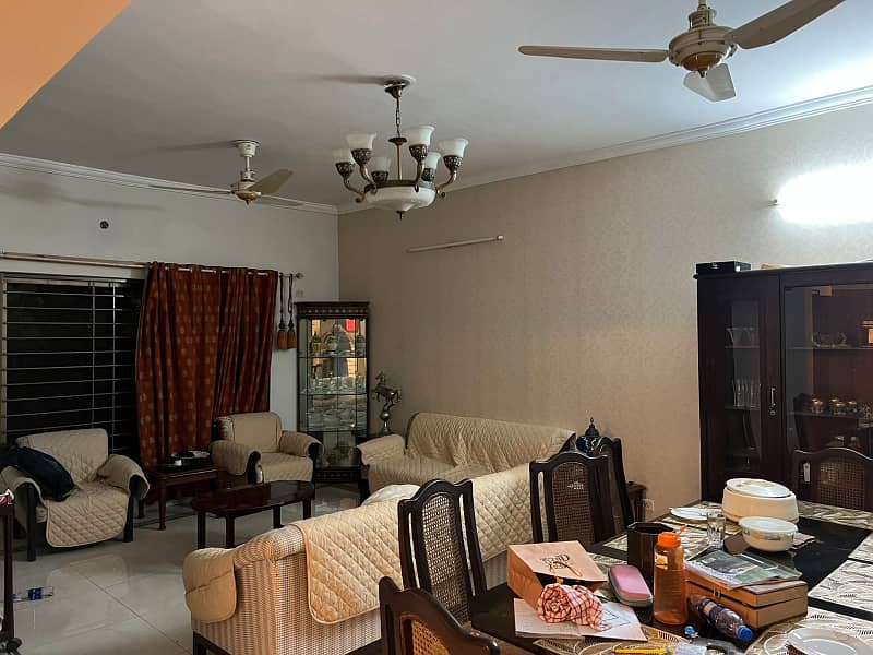 11 MARLA 4 BEDROOM APARTMENT FOR SALE IN ASKARI 11 LAHORE 7