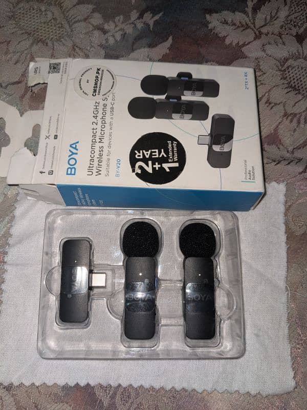 BOYA BY V20    Wireless Microphone 0