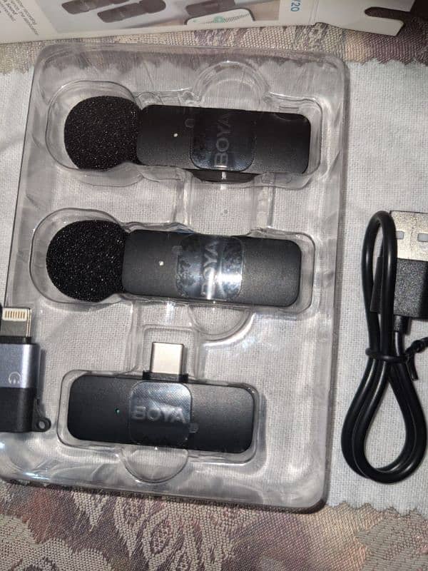 BOYA BY V20    Wireless Microphone 6