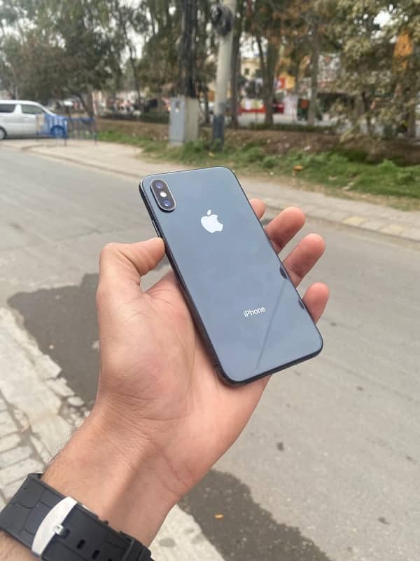 iphone xs pta approved 0