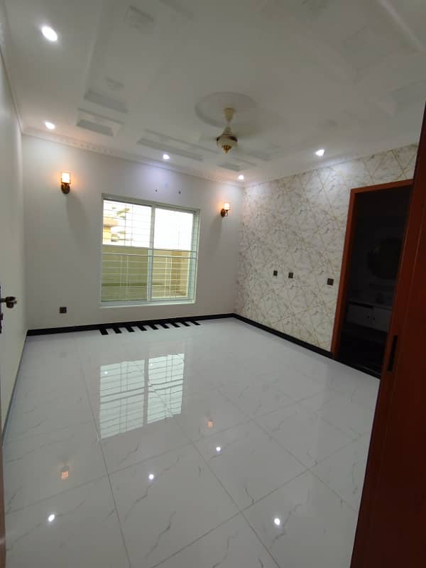 10 MARLA BRAND NEW HOUSE AVAILABLE FOR RENT IN VANUS HOUSING SCHEME LAHORE 2