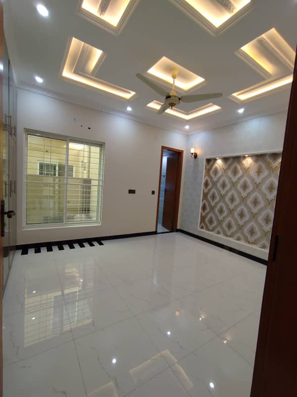 10 MARLA BRAND NEW HOUSE AVAILABLE FOR RENT IN VANUS HOUSING SCHEME LAHORE 5