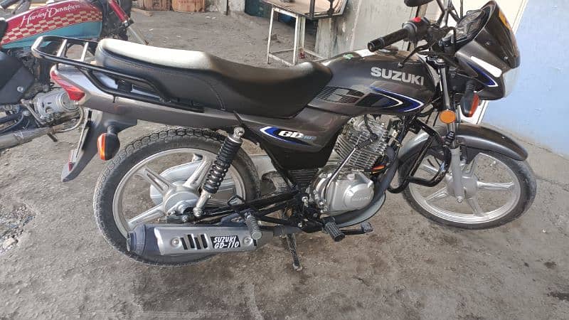 Suzuki 110 1