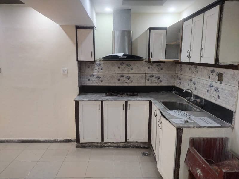 2 Bedroom Non Furnished flat for rent in Qj Heights 0