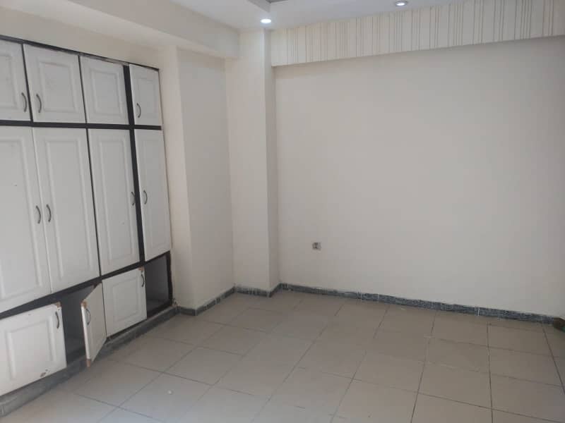 2 Bedroom Non Furnished flat for rent in Qj Heights 6