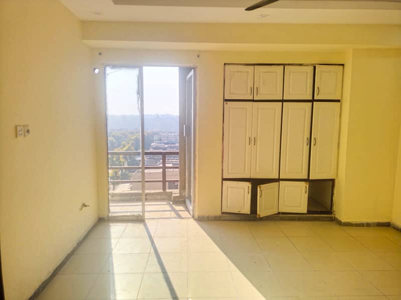 2 Bedroom Non Furnished flat for rent in Qj Heights 7