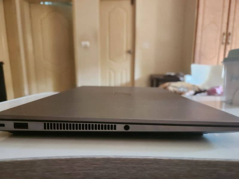 HP ZBook G7 Workstation Core-i7-10th Gen 32 GB RAM 1TB SSD 7