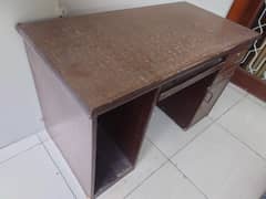 USED Computer Table for sale