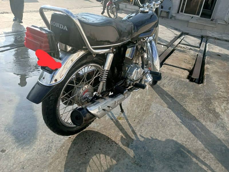 Urgent sale honda 125 2