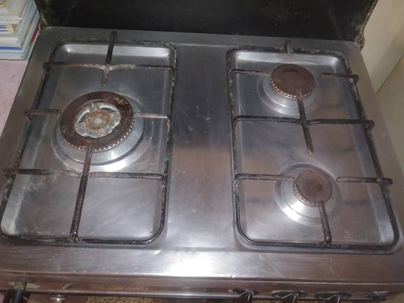 Nasgas cooking range/oven in good condition 1