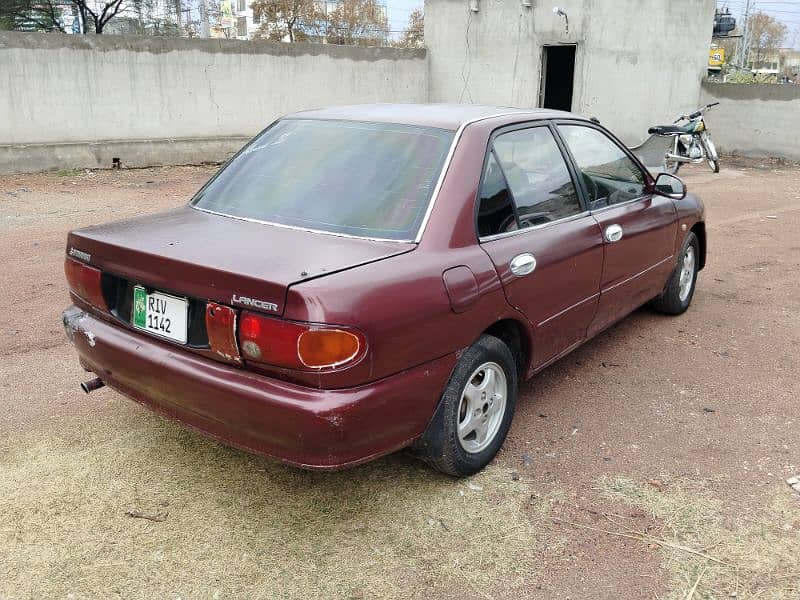 Mitsubishi Lancer 1994 3