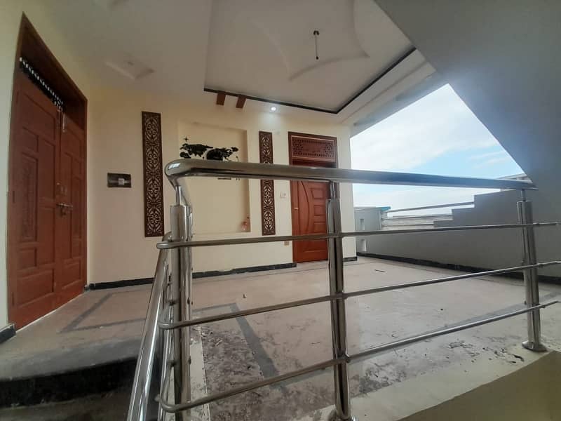 5.5 Marla Triple Storey House Available For Sale In Lalazar2 20