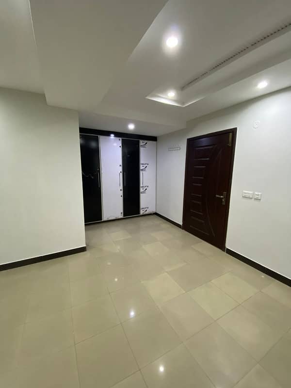 one bed room tv lunch kichan attach bathroom non furnished apartment 7