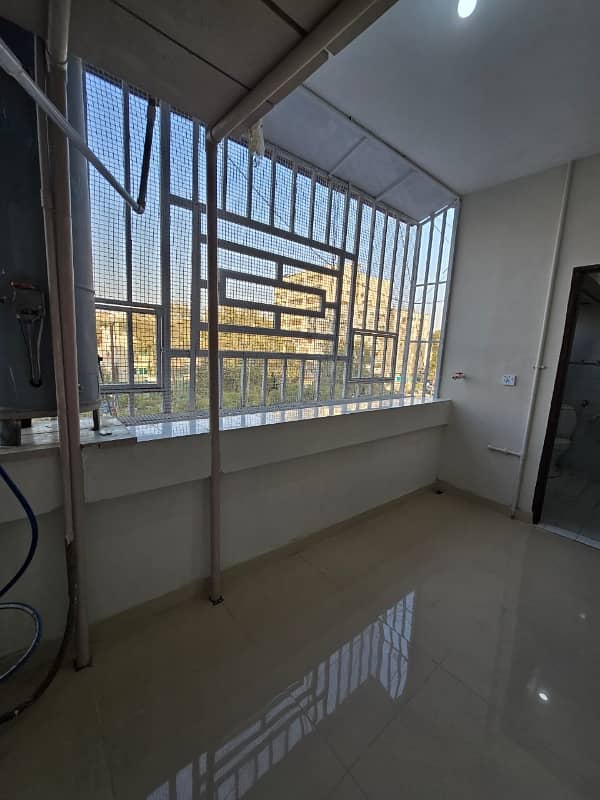 In Karachi You Can Find The Perfect Flat For sale 9