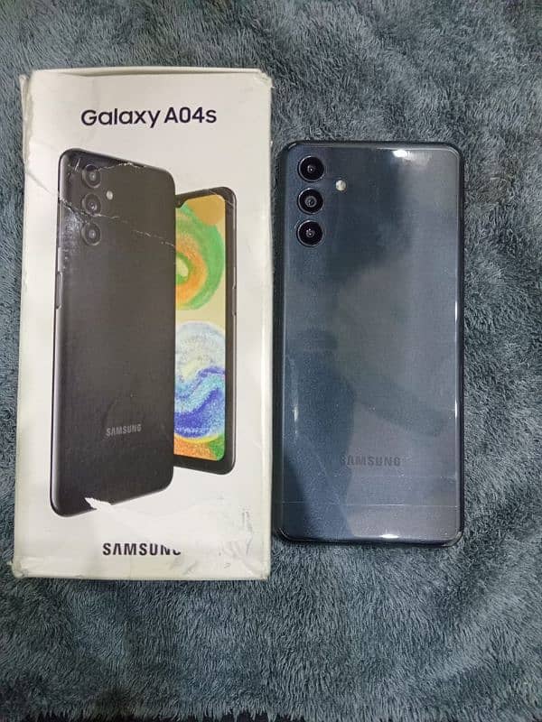 Samsung galaxy A04s brand new 0