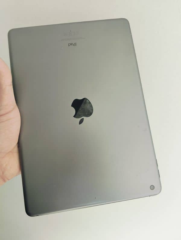 ipad 9 gen for sale condition 10/8 0