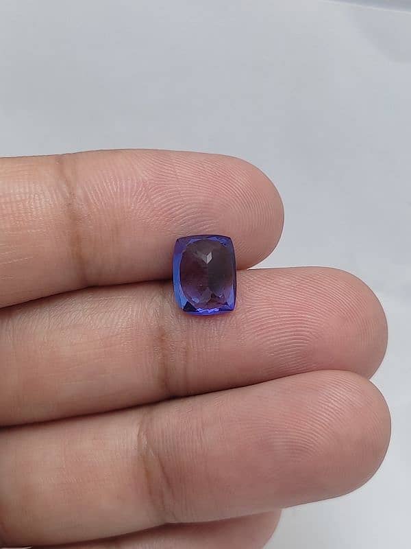 Natural Tanzanite stone 3.05 carat Lab Certified 4