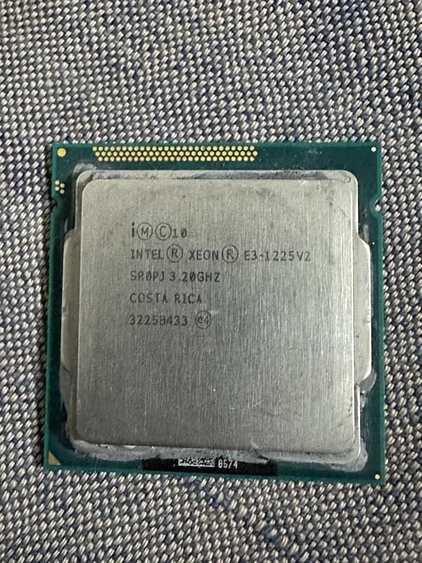 xeon E3 1225v2 processor better than i7 2nd gen 0