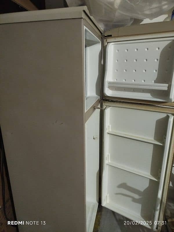 Haier refrigerator HRF-195 2