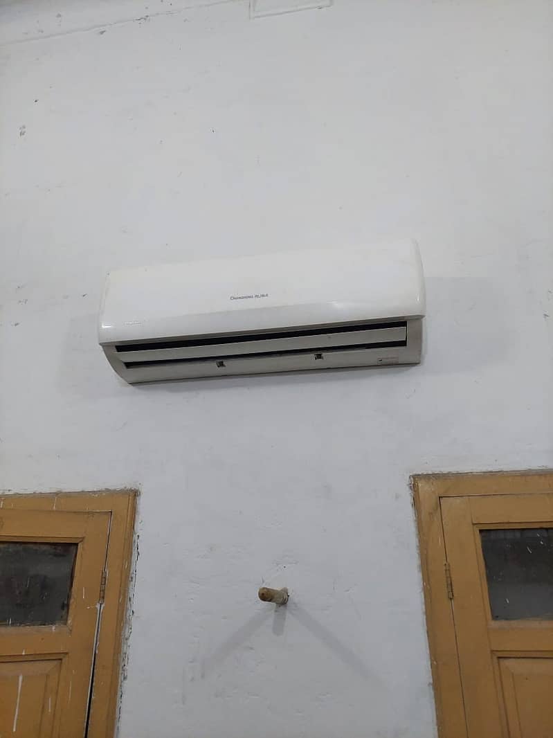 total original ac with guarante one season used in office 1