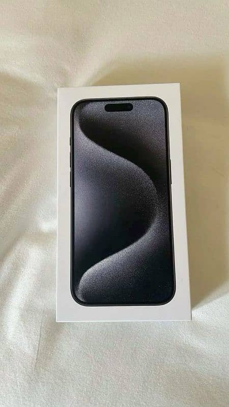 iPhone 15 pro max box 0