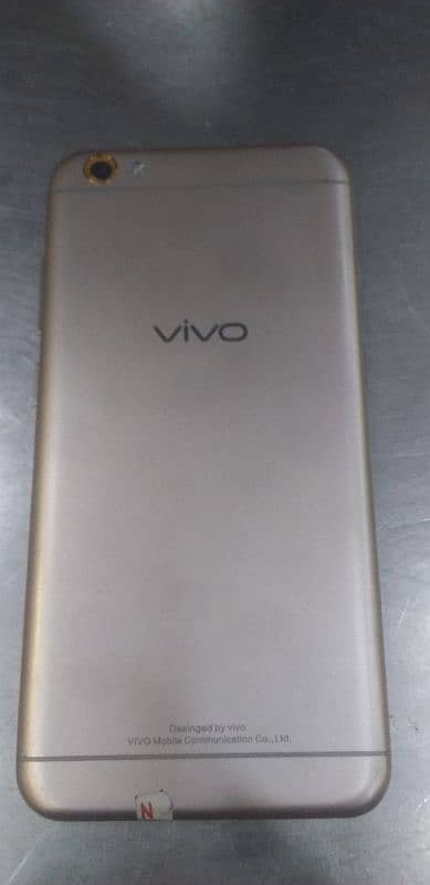 Vivo Y67 1