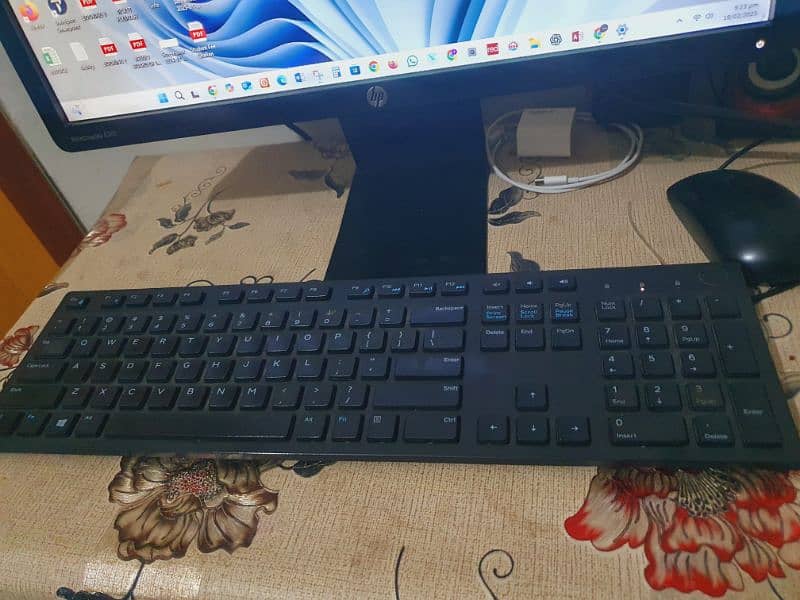 Dell Cpu, Hp Monitor, keyboard and mouse for sale in goood Condition. 2