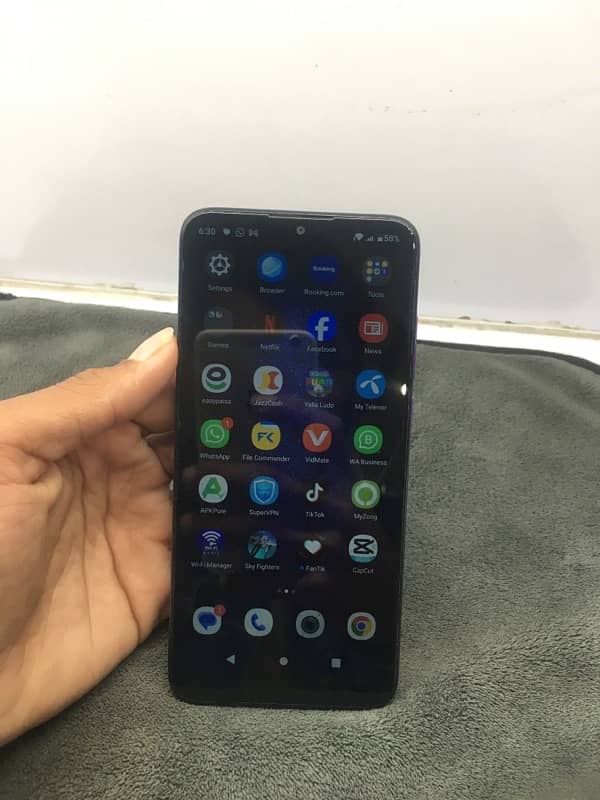 Alcatel 3