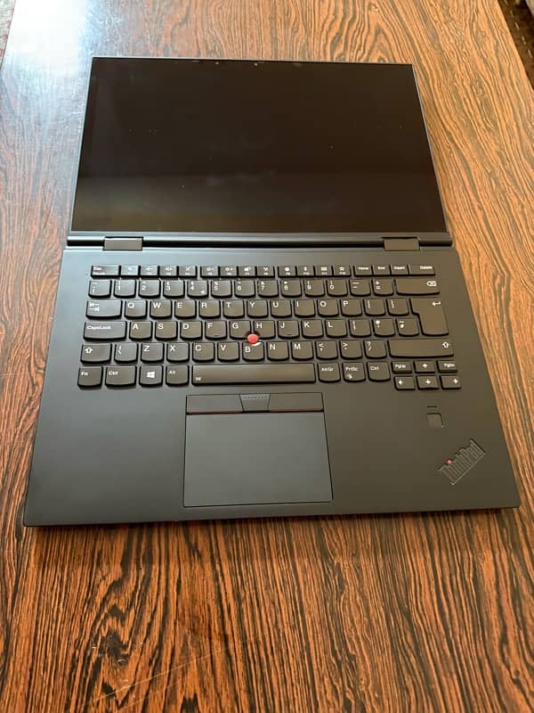 Lenovo Thinkpad X1 Yoga ( x360 Pen and Touch Display ) 2